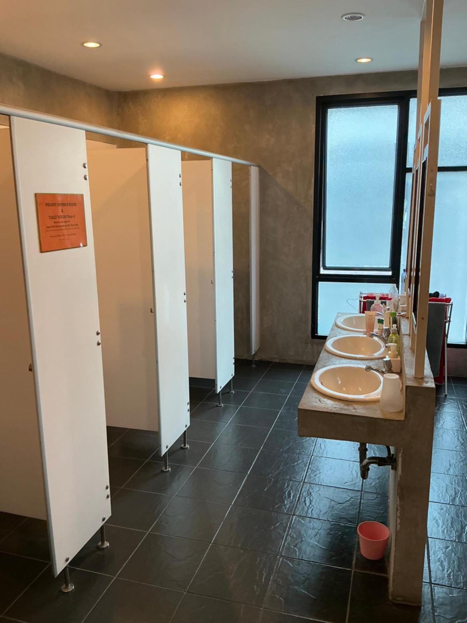 Udee Bangkok Hostel Eksteriør billede