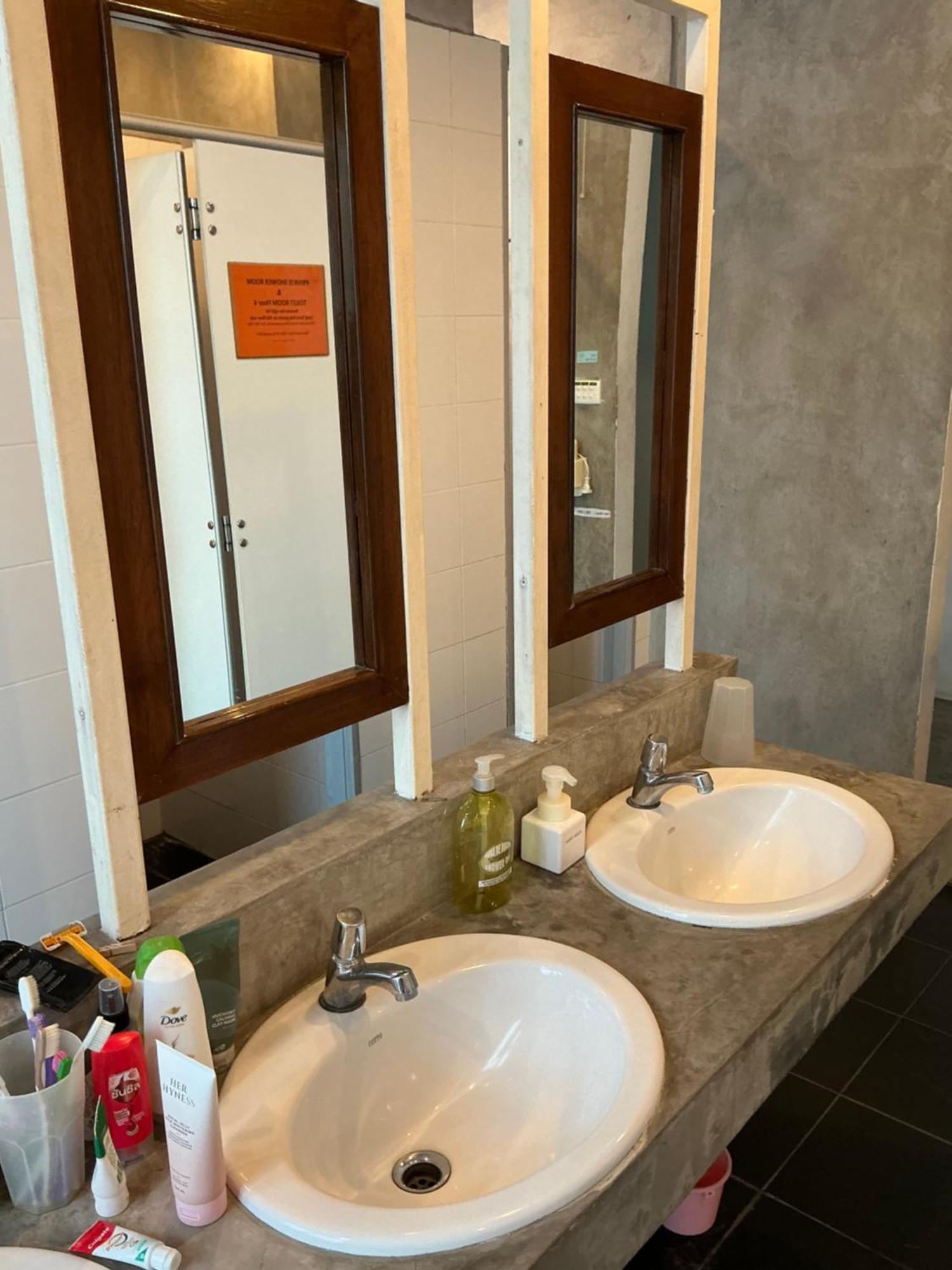 Udee Bangkok Hostel Eksteriør billede