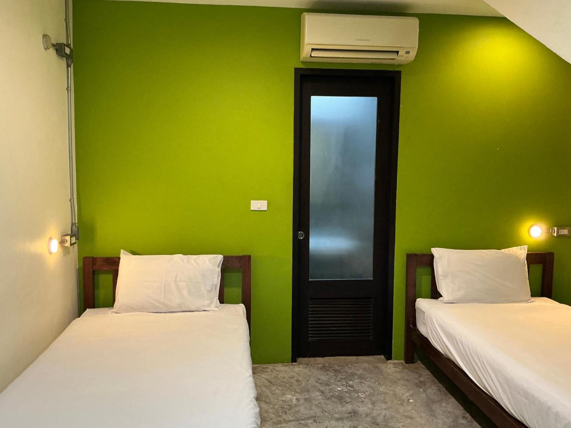 Udee Bangkok Hostel Eksteriør billede